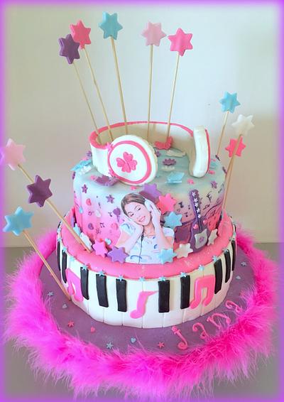 Violetta cake - Cake by Sugar&Spice by NA