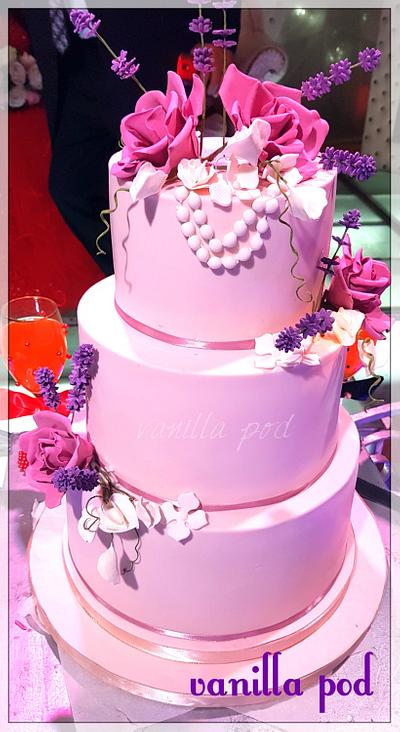 Pink roses cake  - Cake by Noha