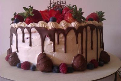 berries :) - Cake by Joanna Wisniewska
