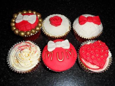 Mothers Day Cupcakes  - Cake by Lisa sweeney 