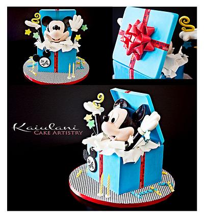 Surprise Mickey! - Cake by Kaiulani