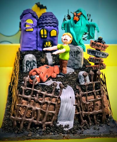 Spooky Scooby Doo cake - Cake by Coffelover