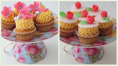 Pretty minis x - Cake by Pink Cooker Cupcakes