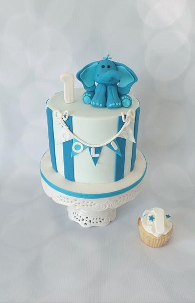 Elephant baby boy - Cake by Anchored in Cake