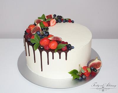 drip cake - Cake by Adriana12