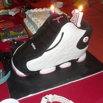 Jordan Sneaker Cake - Cake by Nicole Verdina 