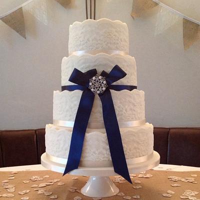 Winters wedding  - Cake by Andrias cakes scarborough