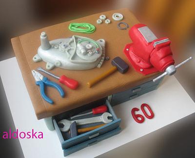 Workshop table - Cake by Alena