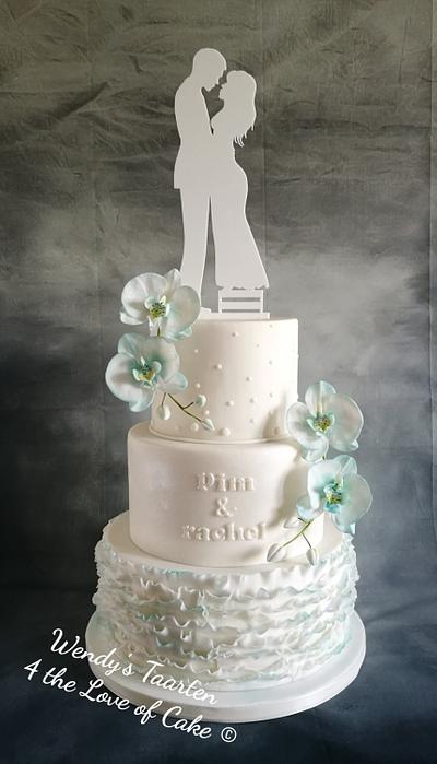 Wedding cake  - Cake by Wendy Schlagwein