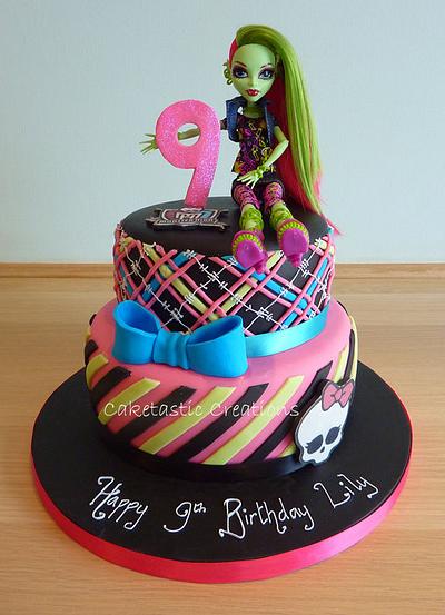 Monsters High - Cake by Caketastic Creations