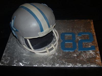 Cowboys Helmet cake - Cake by BeckysSweets