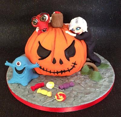 Monsters v Aliens - Cake by Lesley Southam