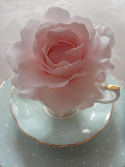 Bloom in a Tea Cup - Cake by Dulcie Blue Bakery ~ Chris