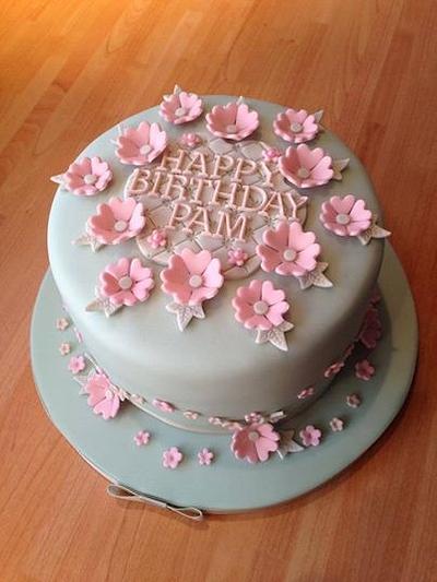 Birthday Cake with Flowers - Cake by Sajocakes