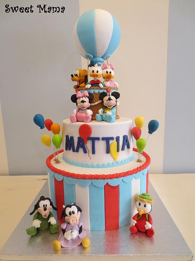 Baby characters hot air balloon - Cake by SweetMamaMilano