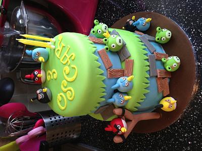 Angry Birds  - Cake by Callula