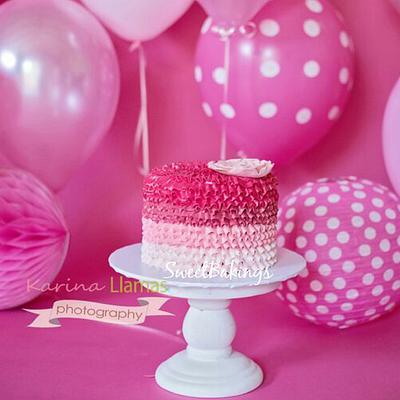 pink ruffle cake - Cake by Priscilla 
