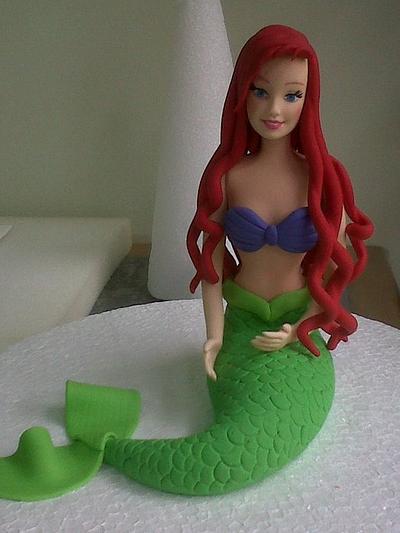 Little mermaid topper - Cake by CupcakeCity