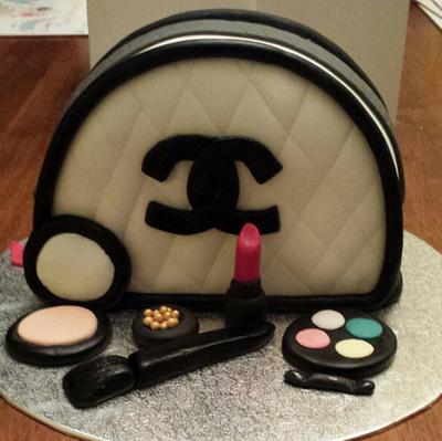 Chanel Cake - Cake by Phantasy Cakes