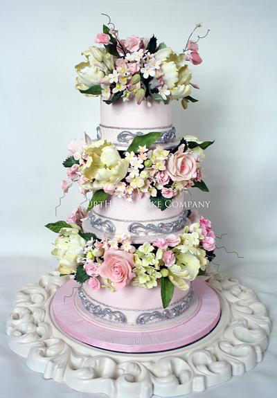 Spring & Summer flowers - Cake by CourtHouse Cake Company