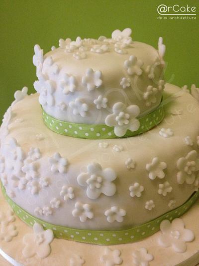 total white birthday cake - Cake by maria antonietta motta - arcake -