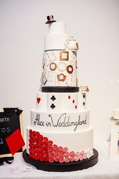 Alice in Weddingland - Cake by Laia