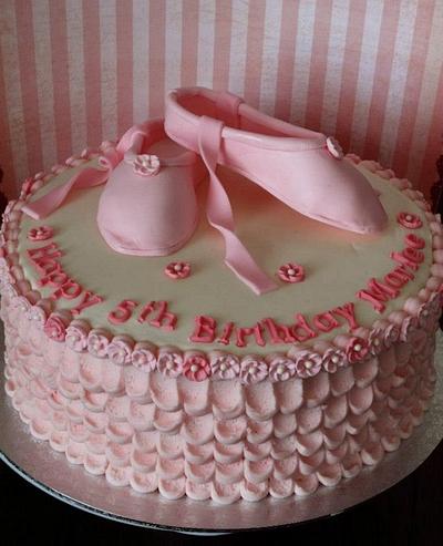 Ballerina cake - Cake by Fairycakesbakes