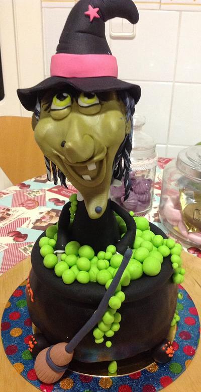 Witch - Cake by Sugarcloudbenidorm