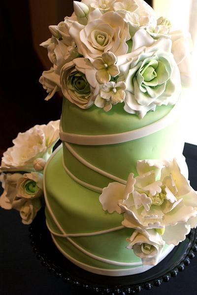 First REAL wedding cake - Cake by Danika