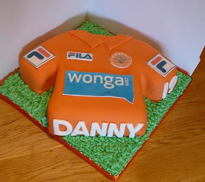 Blackpool FC Football Shirt cake  - Cake by Krazy Kupcakes 