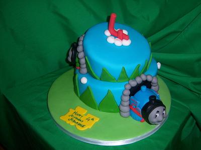 Thomas the tank engine - Cake by Custom Cakes