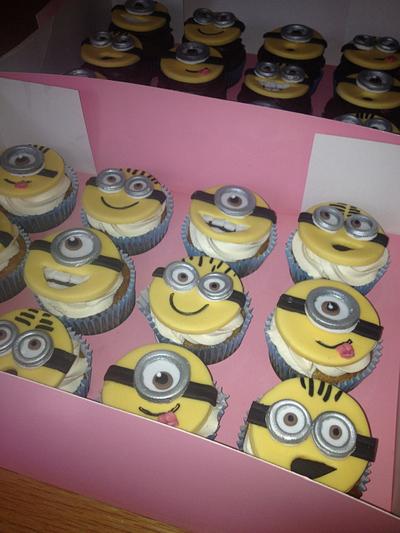 Minion cupcakes - Cake by Shell