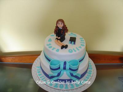 Graduation Cake - Cake by Sofia Costa (Cakes & Cookies by Sofia Costa)