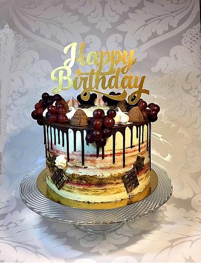 Chocolate-grapes cake - Cake by Frufi