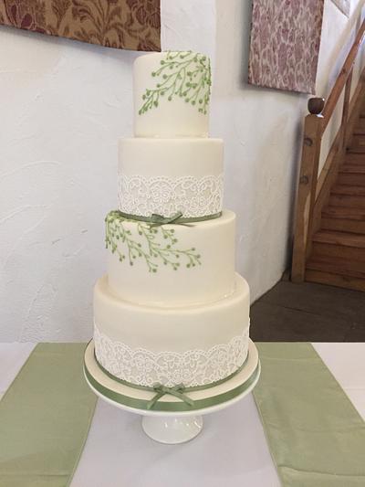 Edible lace and royal icing piped leaves and buds - Cake by Cakes by Shellyanne 