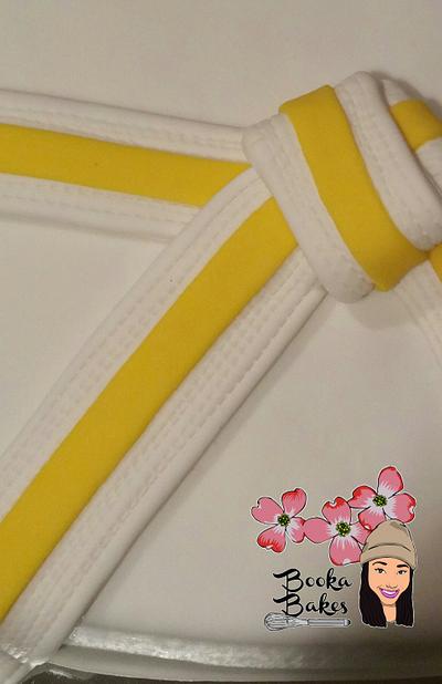 Kimmi Cakes - Karate yellow belt cake🥋 #karate #karatekid #yellow # yellowbelt #karatecake #cake #cakesofinstagram #cakedecorating #kimmicakes  #cakesbykimmi | Facebook