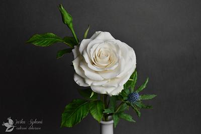 Rose, Thistle - Cake by JarkaSipkova