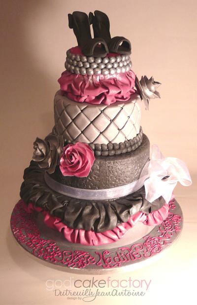 Glamorous - Cake by Dutreuilh Jean-Antoine