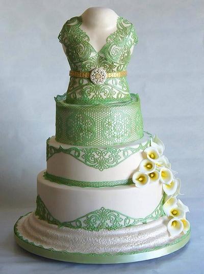 Vintage lace - Cake by L & A Sweet Creations