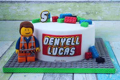 Lego - Emmet - Cake by Kmeci Cakes 