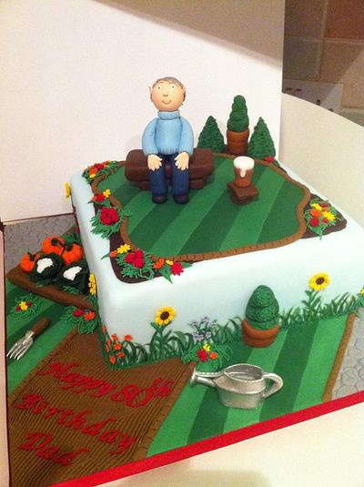 Gardening cake - Cake by Donnajanecakes 