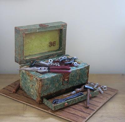 The Old Green Toolbox - Cake by The Garden Baker