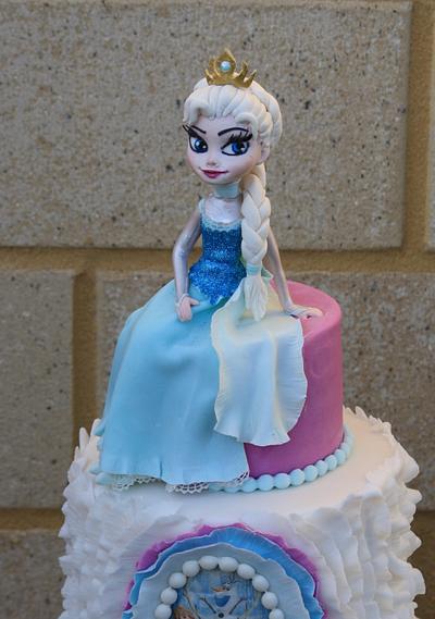 Elsa and "Frozen"  - Cake by Bistra Dean 