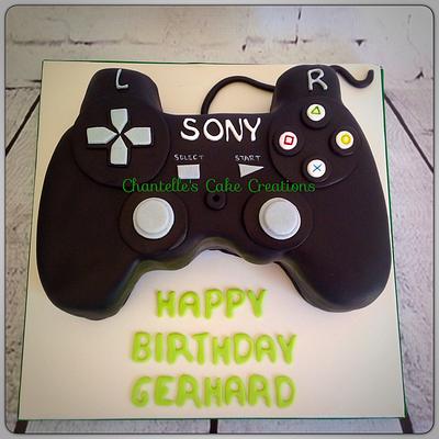 Gaming - Cake by Chantelle's Cake Creations