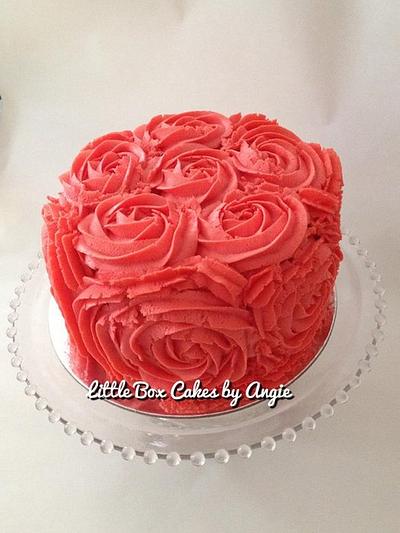 Simple Coral Roses Cake - Cake by Little Box Cakes by Angie