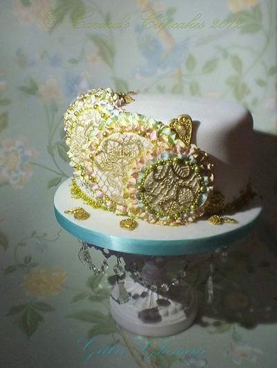 Gilt-ee Glamour - Cake by Carina bentley