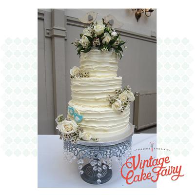 Winter wonderland Wedding! - Cake by Vintage Cake Fairy