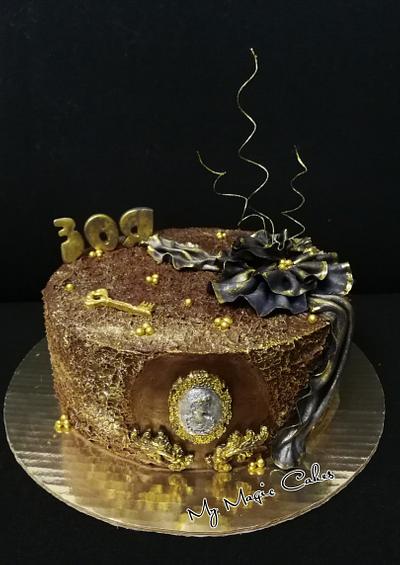 Lady's gold cake  - Cake by My Magic Cakes 