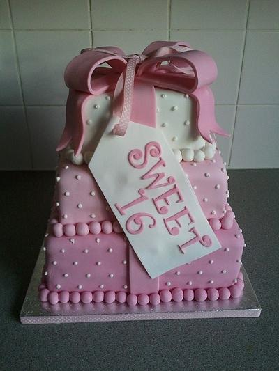 Sweet 16 - Cake by stilley