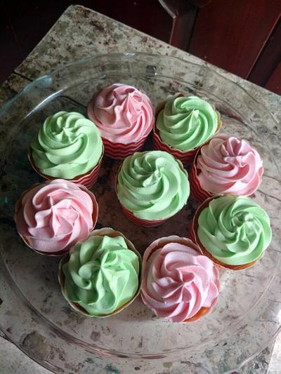 Cupcakes - Cake by Rebecca29